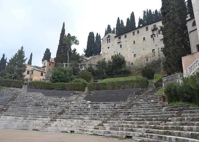בית הארחה Cento Passi Dall' Arena