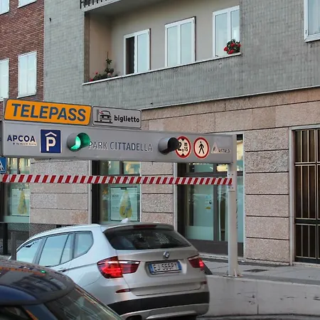 Cento Passi Dall' Arena 게스트하우스 3*